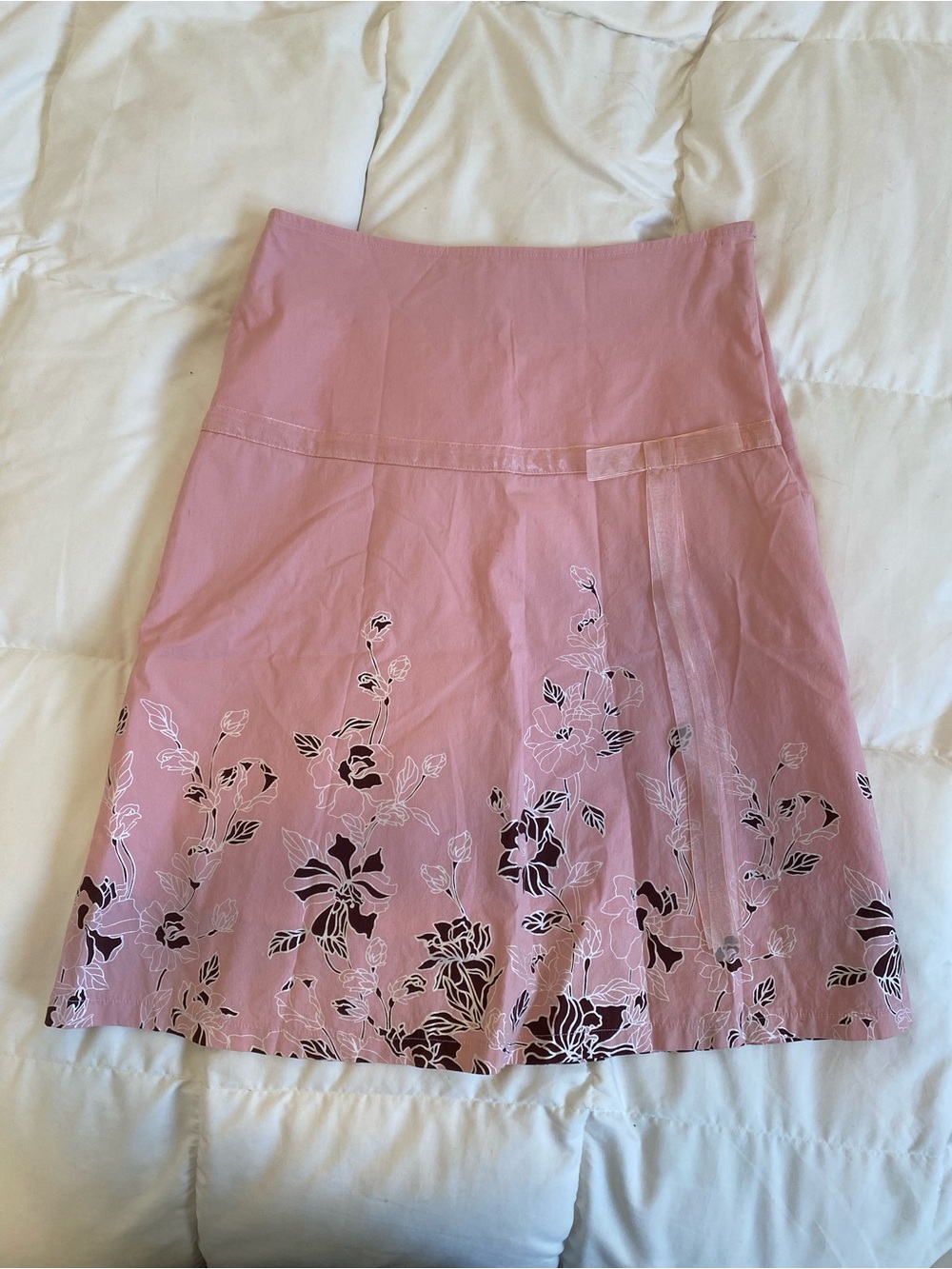 Y2K styled coquette skirt
